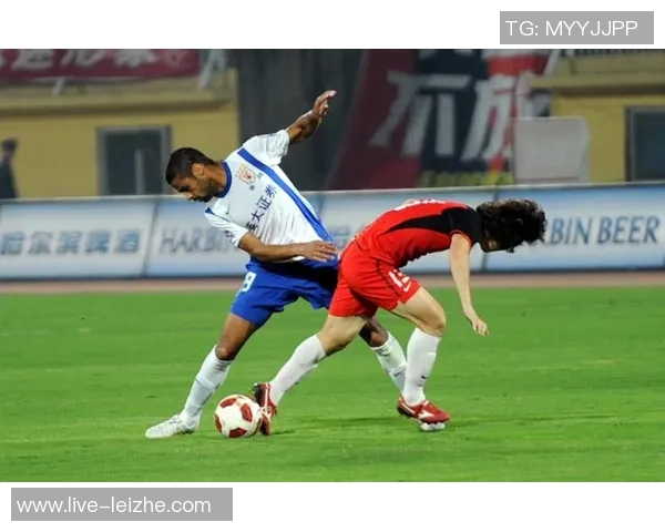 法媒报道努诺门德斯回归训练场复出时间仍未确定